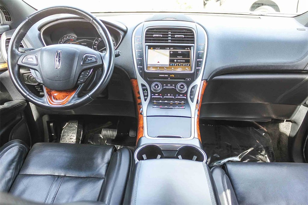 Used 2018 Lincoln MKX Reserve w/ Driver Assistance Package image 14