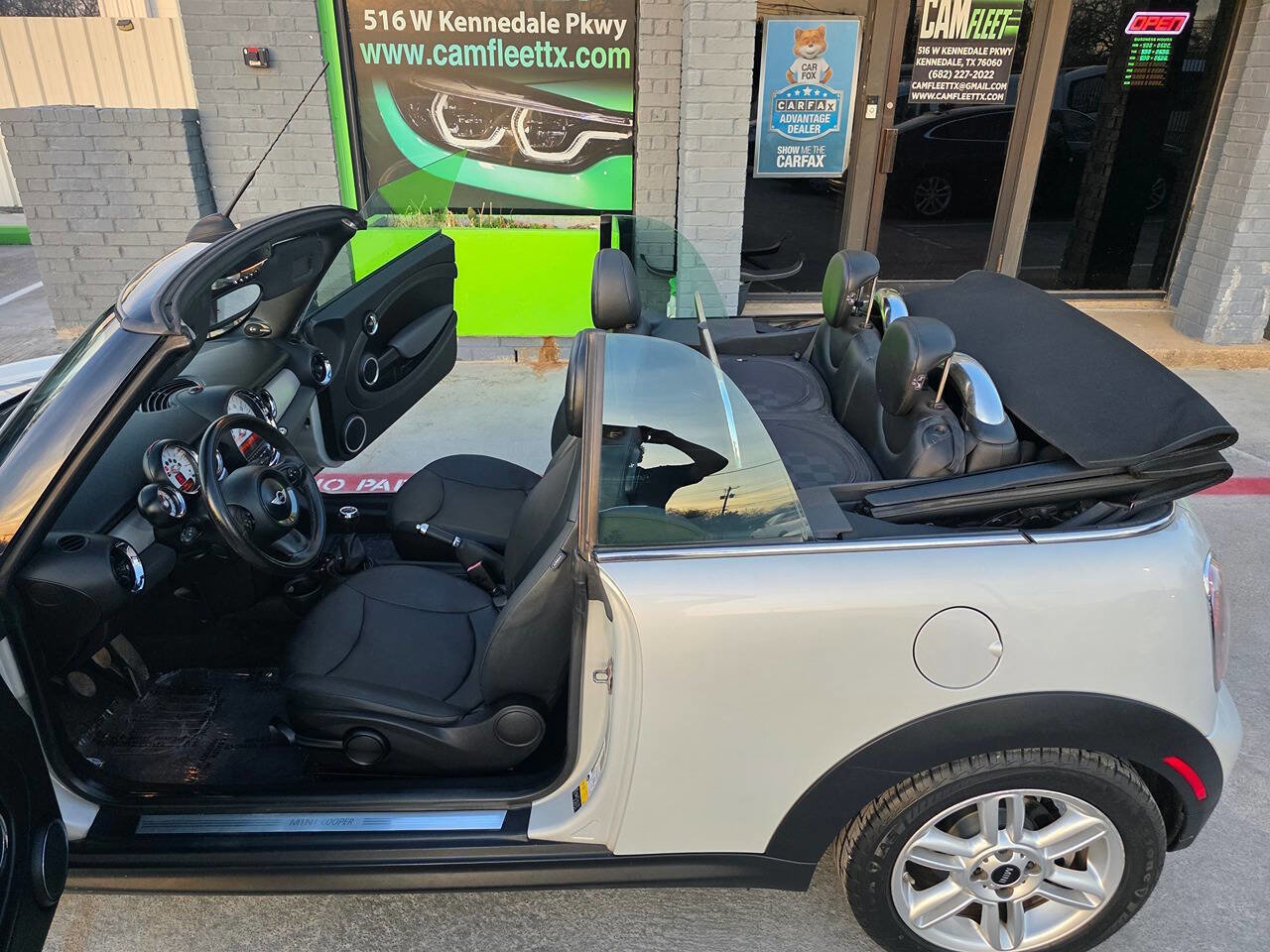 Used 2011 MINI Cooper Convertible w/ Premium Pkg image 23