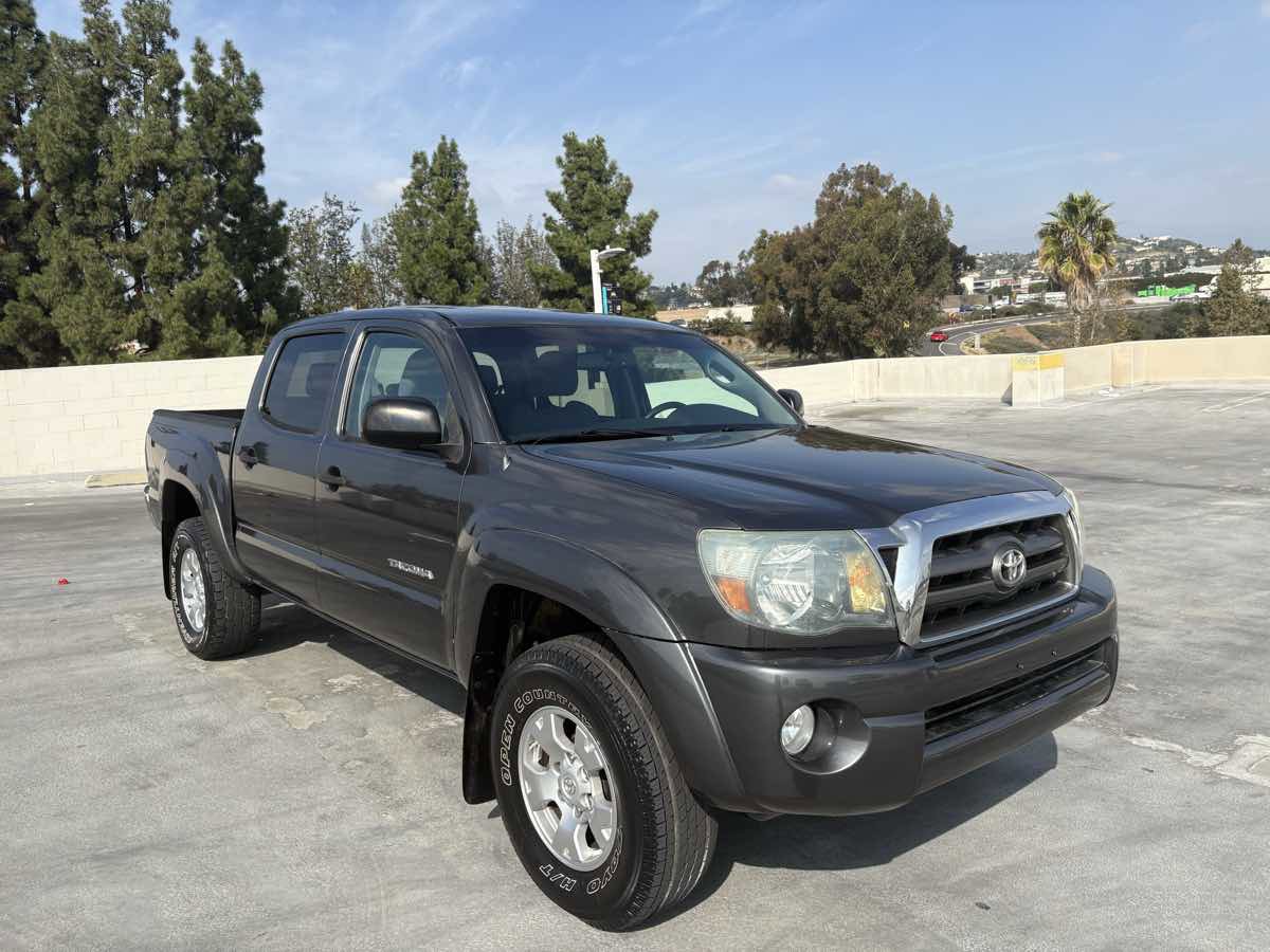 Used 2010 Toyota Tacoma PreRunner image 29