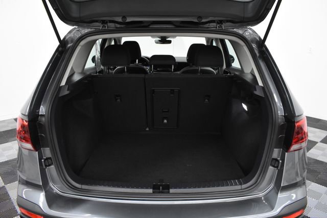 Used 2024 Volkswagen Taos S image 8