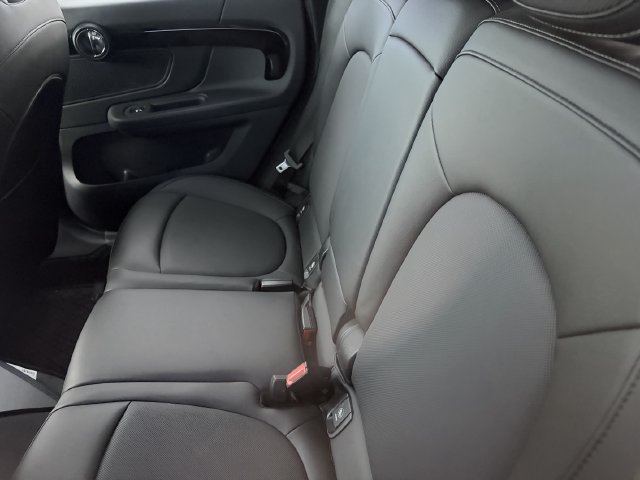 Used 2022 MINI Cooper Countryman S w/ Premium Package FWD image 6