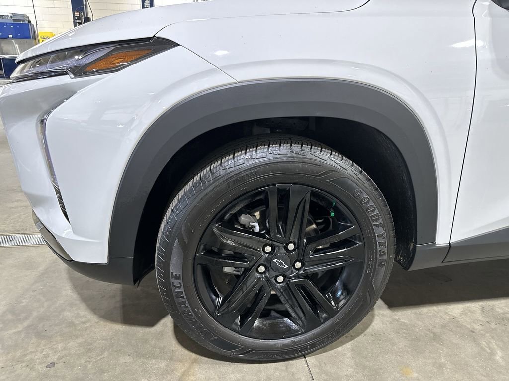 Used 2025 Chevrolet Trax ACTIV w/ Driver Confidence Package image 18