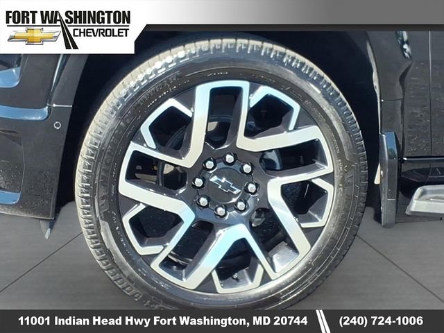 Used 2025 Chevrolet Silverado EV RST AWD/4WD image 6