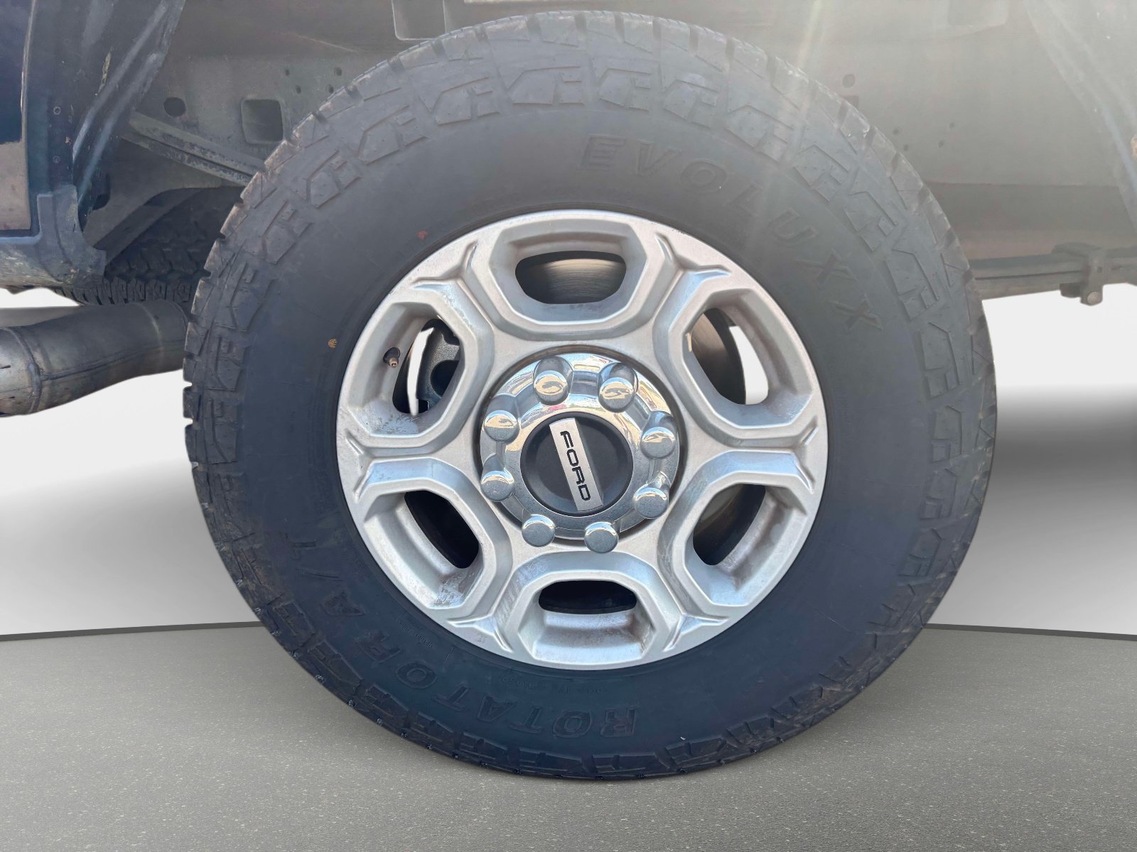 Used 2025 Ford F250 XLT AWD/4WD image 8