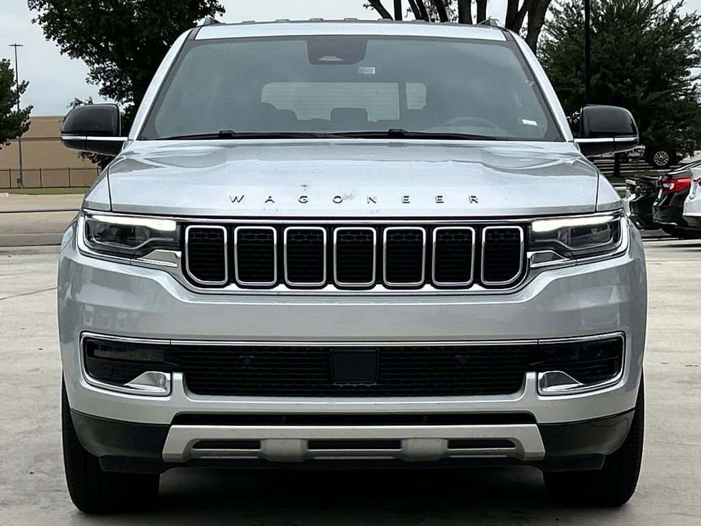 Used 2024 Jeep Wagoneer L Series II RWD image 8