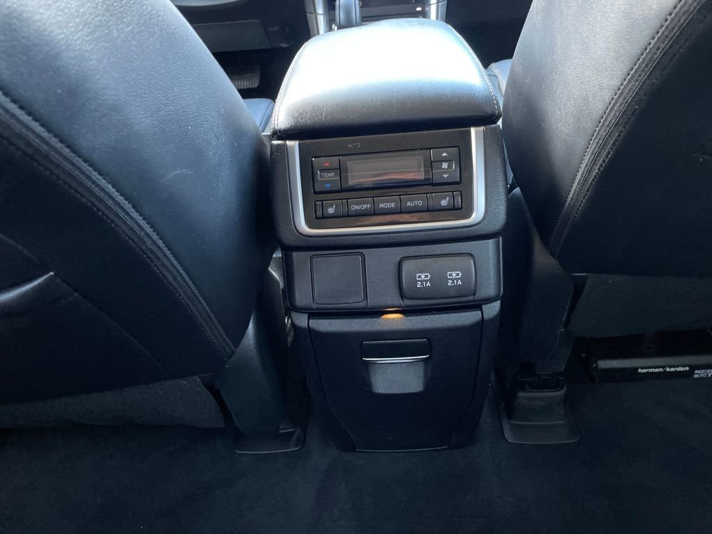Used 2022 Subaru Ascent Limited w/ Technology Package image 18