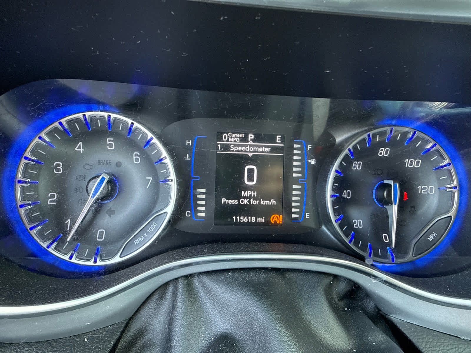 Used 2018 Chrysler Pacifica Touring-L w/ S Appearance Package image 10