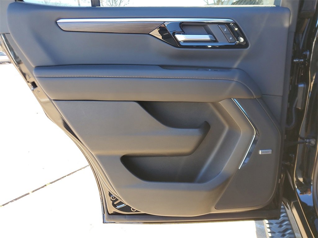 New 2026 Chevrolet Tahoe Z71 w/ Z71 Off-Road Package image 16