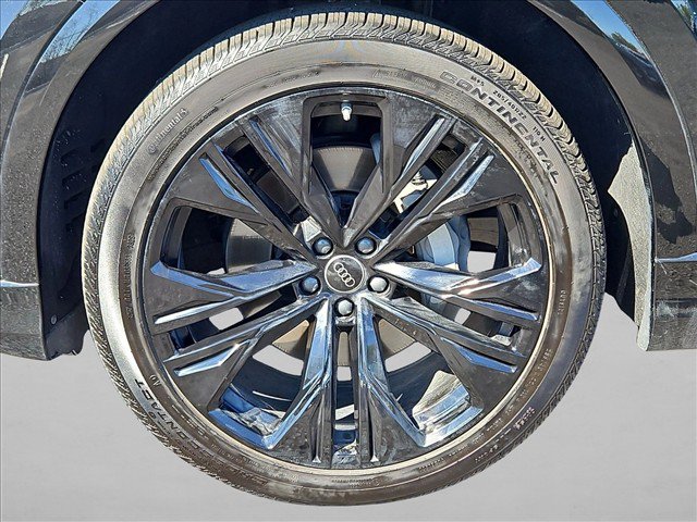 Used 2026 Audi Q8 Premium Plus AWD/4WD image 29
