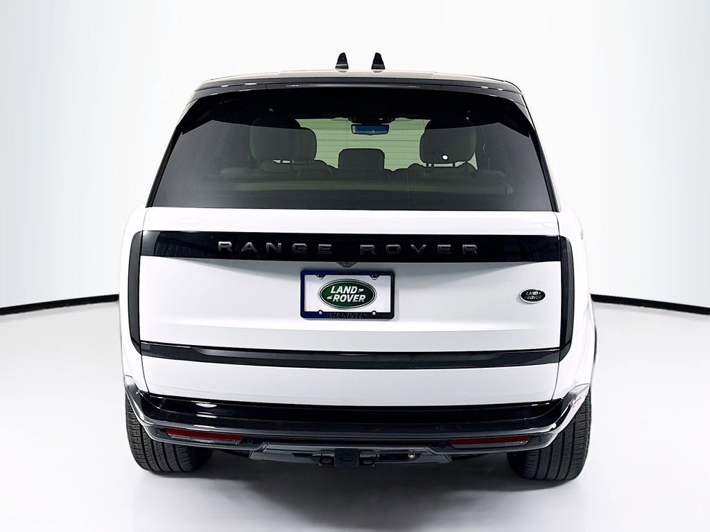 Used 2023 Land Rover Range Rover SE image 6