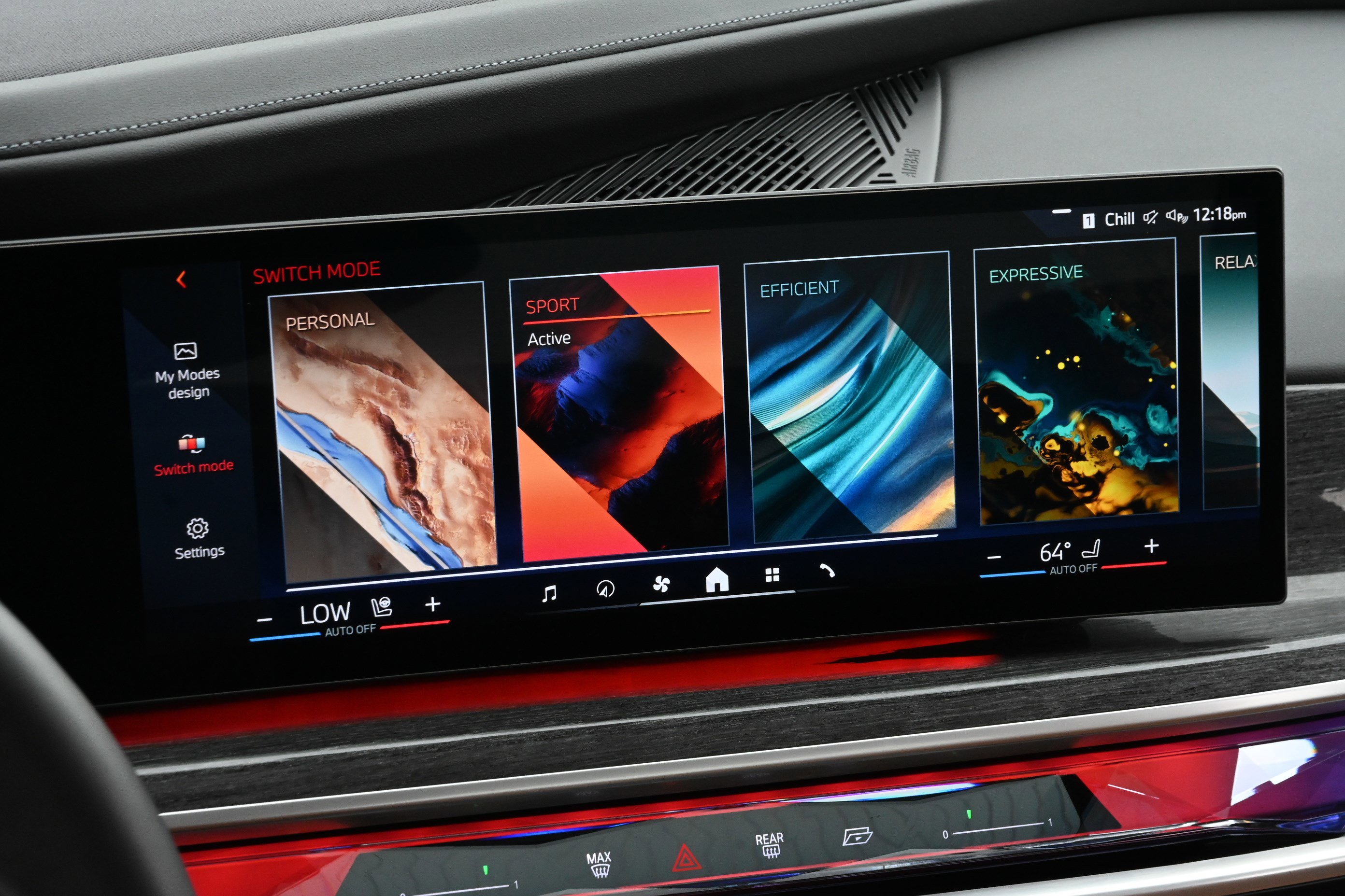 Certified 2023 BMW 740i w/ Parking Assistance Package image 24