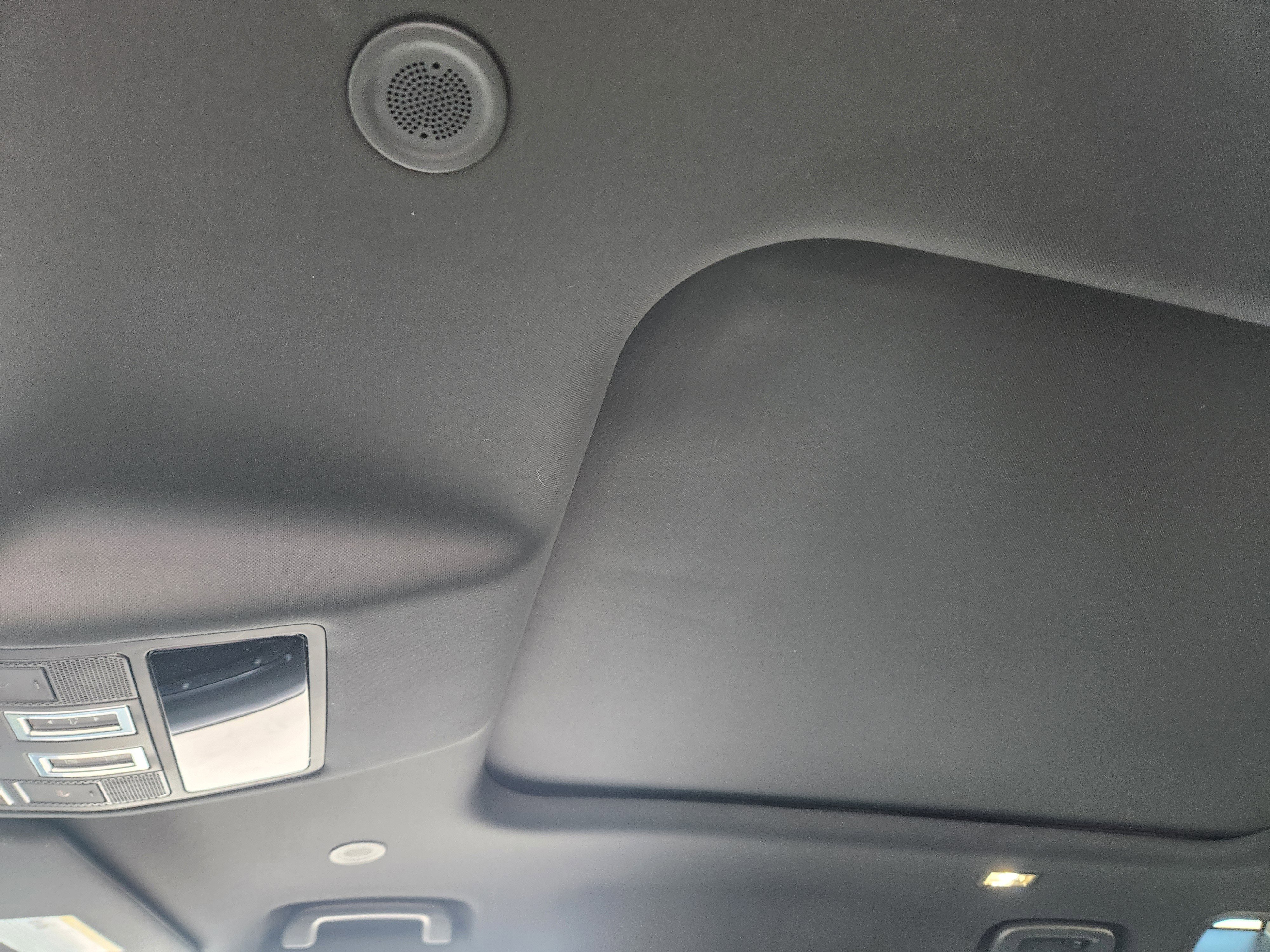 Certified 2023 Land Rover Defender 110 Carpathian Edition image 28