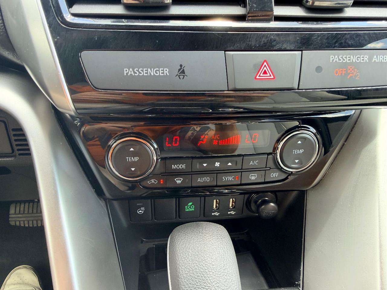 Used 2024 Mitsubishi Eclipse Cross SEL AWD/4WD image 20
