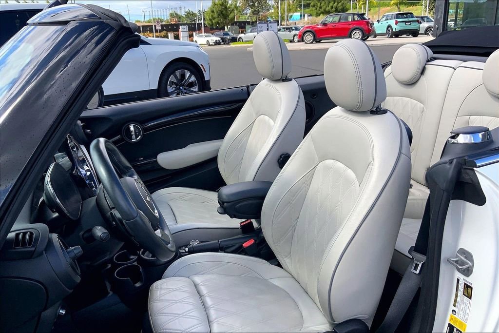 Certified 2023 MINI Cooper S w/ Signature Upholstery Package image 26
