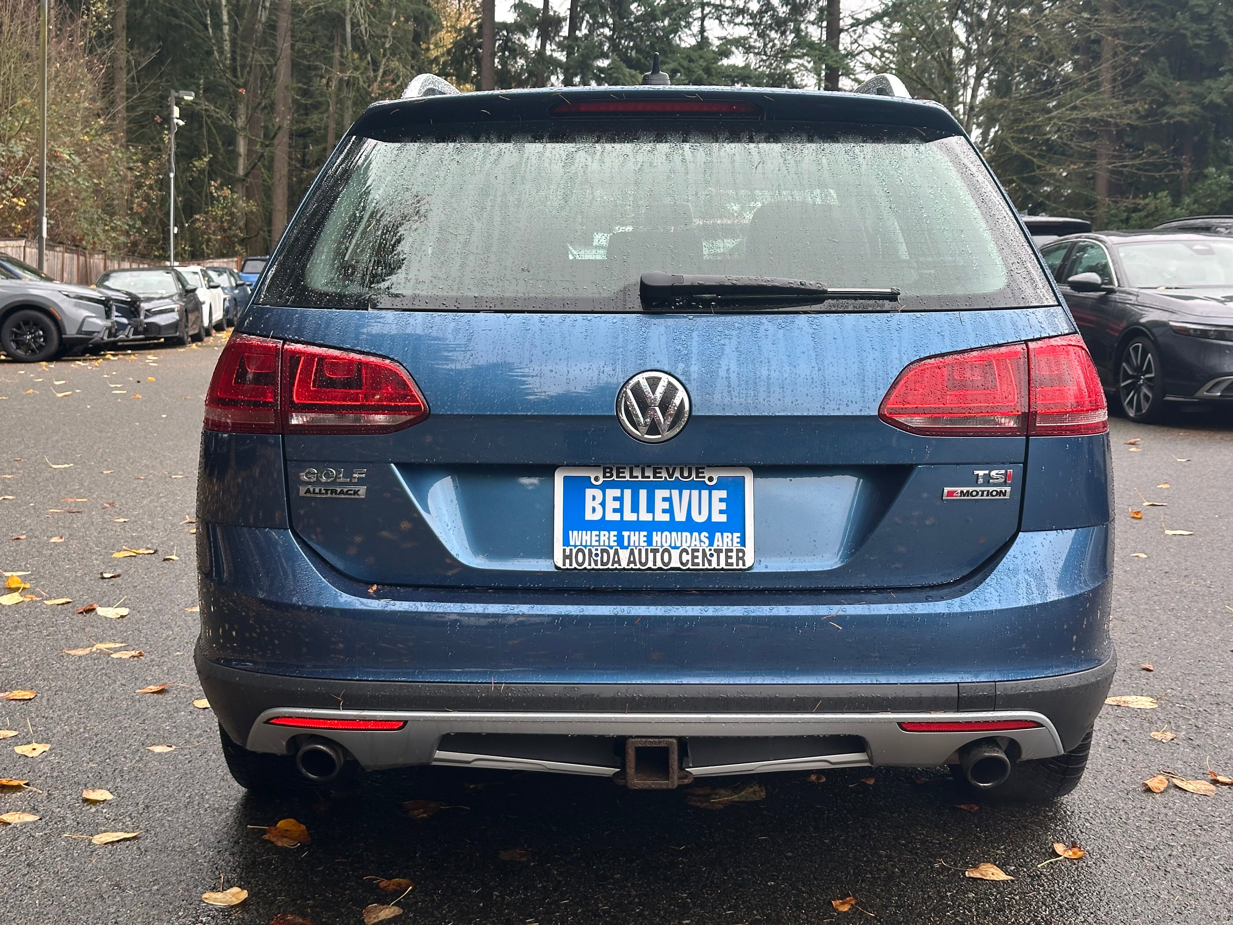 Used 2017 Volkswagen Golf Alltrack SE image 6