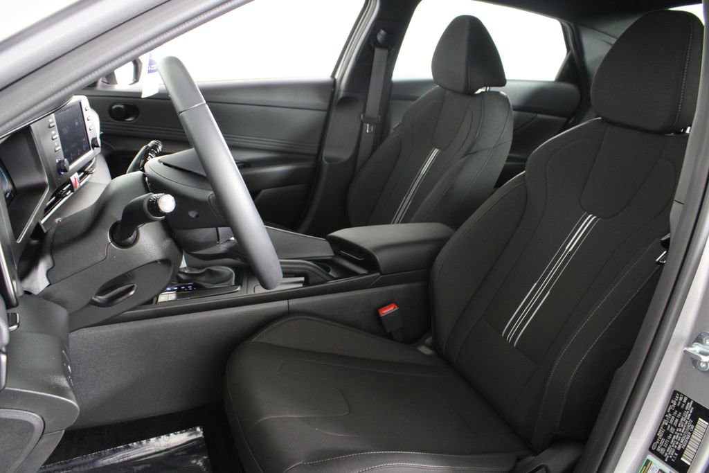 Certified 2026 Hyundai Elantra Sport FWD image 20