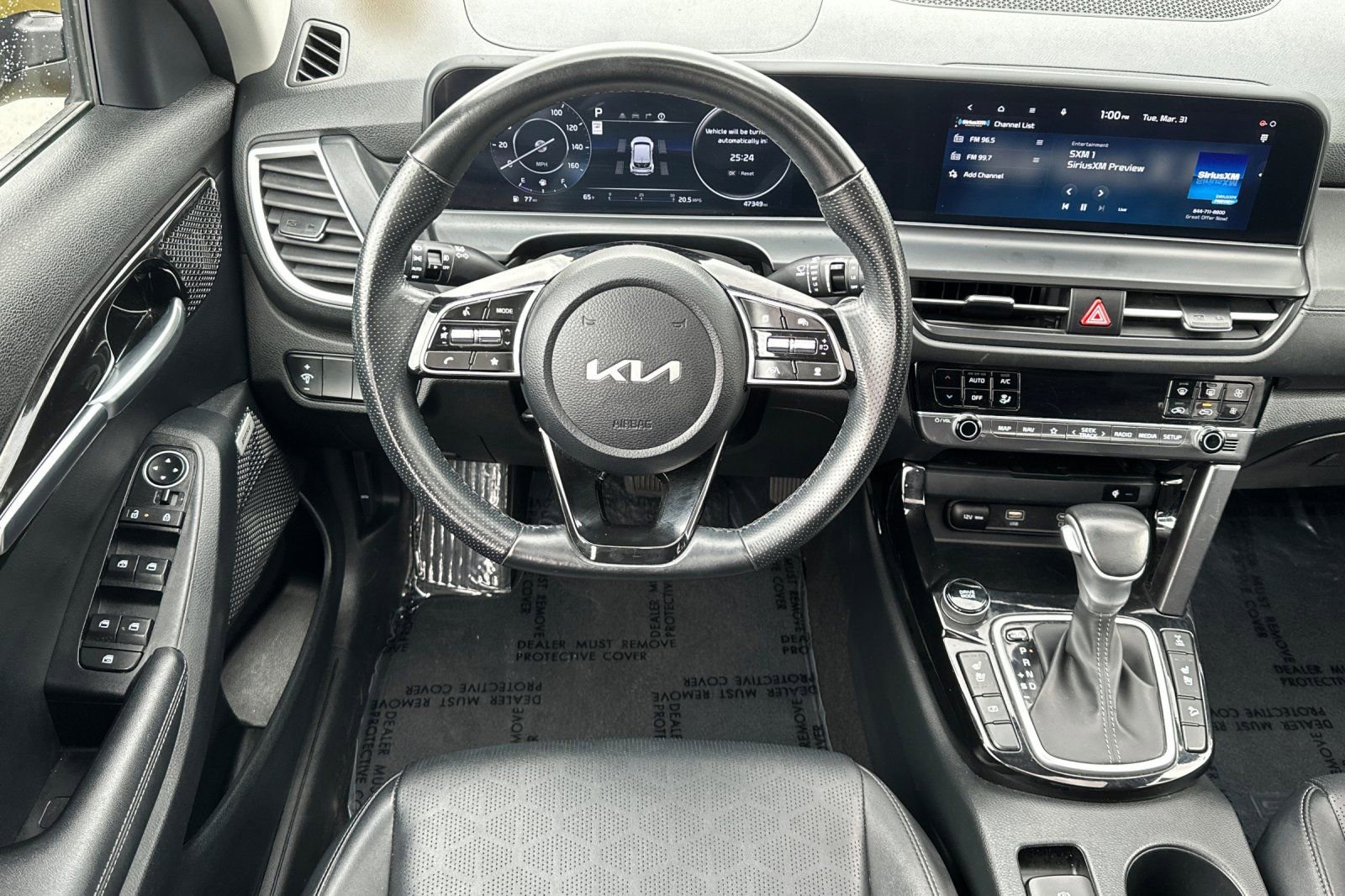 Certified 2024 Kia Seltos SX w/ SX Sunroof Package image 17