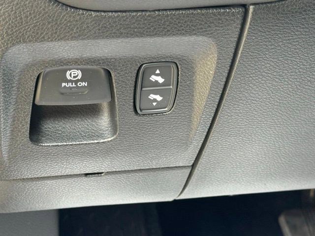 Used 2025 RAM 1500 Laramie w/ Sport Appearance Package image 14