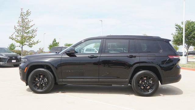 Used 2024 Jeep Grand Cherokee L Laredo AWD/4WD image 6