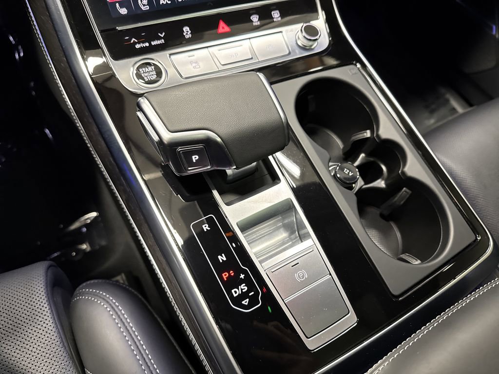 Used 2025 Audi Q7 3.0T Prestige w/ Prestige Package image 24