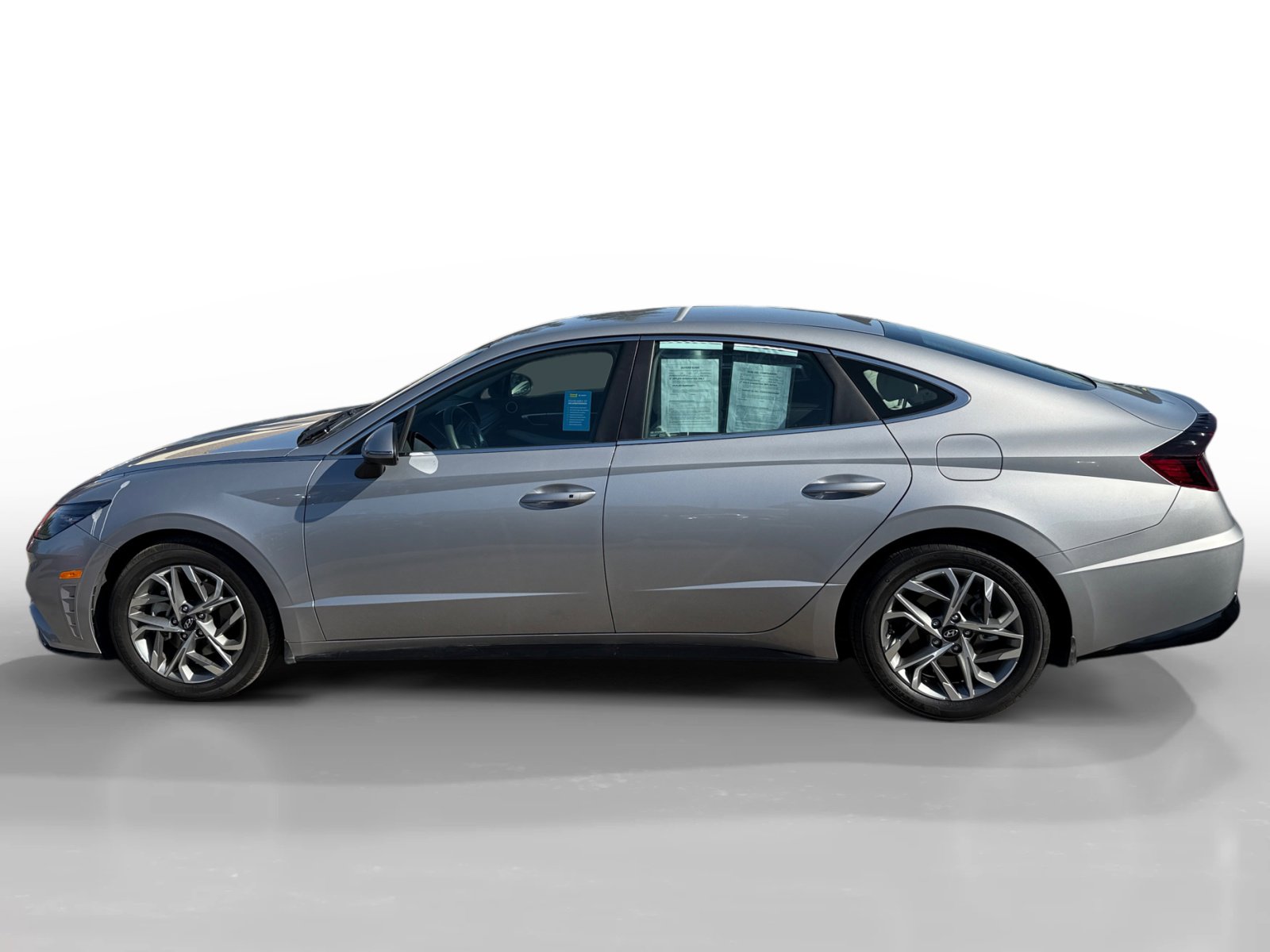 Certified 2023 Hyundai Sonata SEL image 2