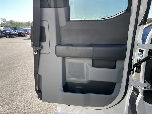 New 2026 Ford F550 4x4 Supercab Super Duty image 26