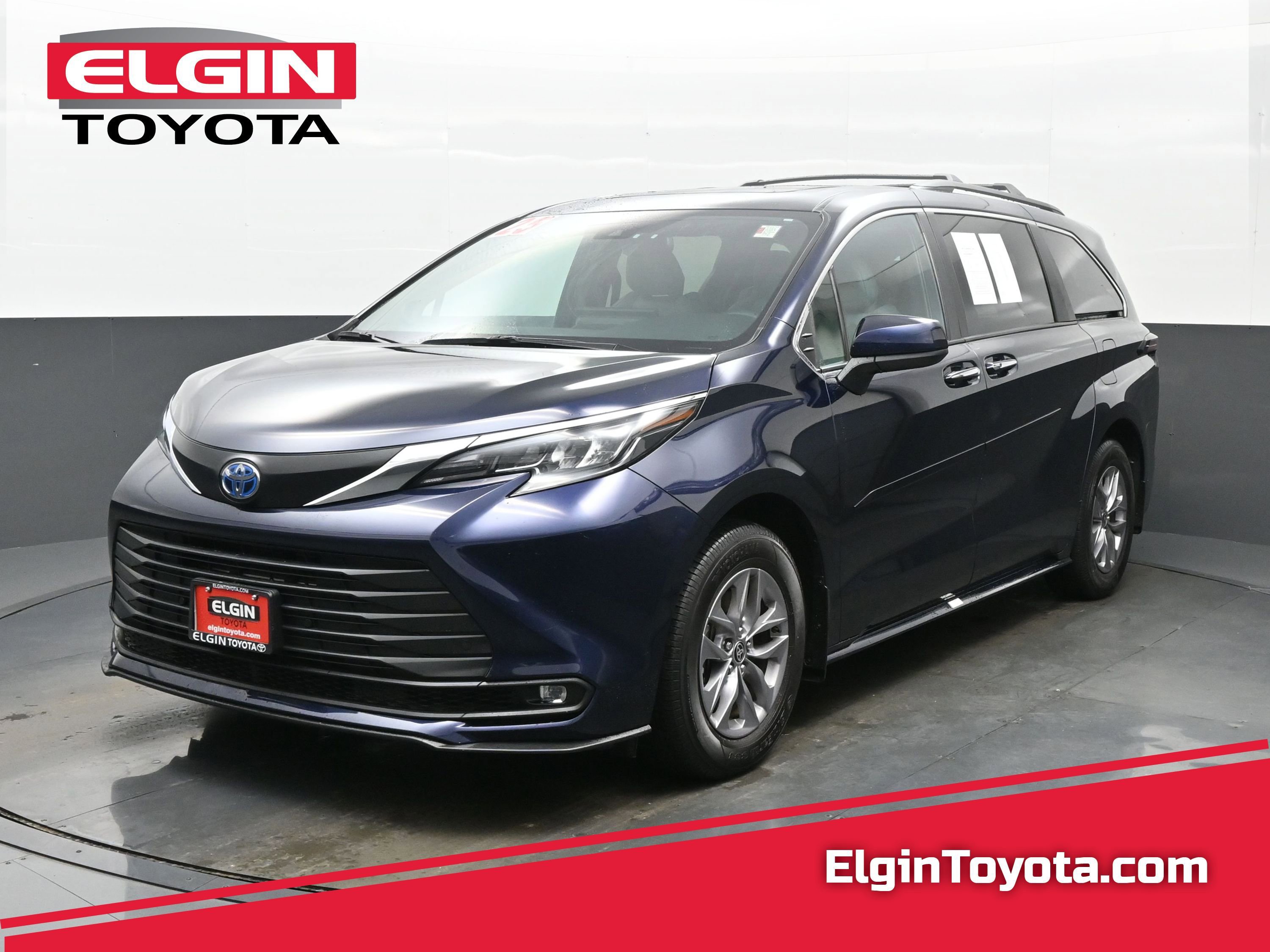 Used 2025 Toyota Sienna XLE w/ XLE Plus Package