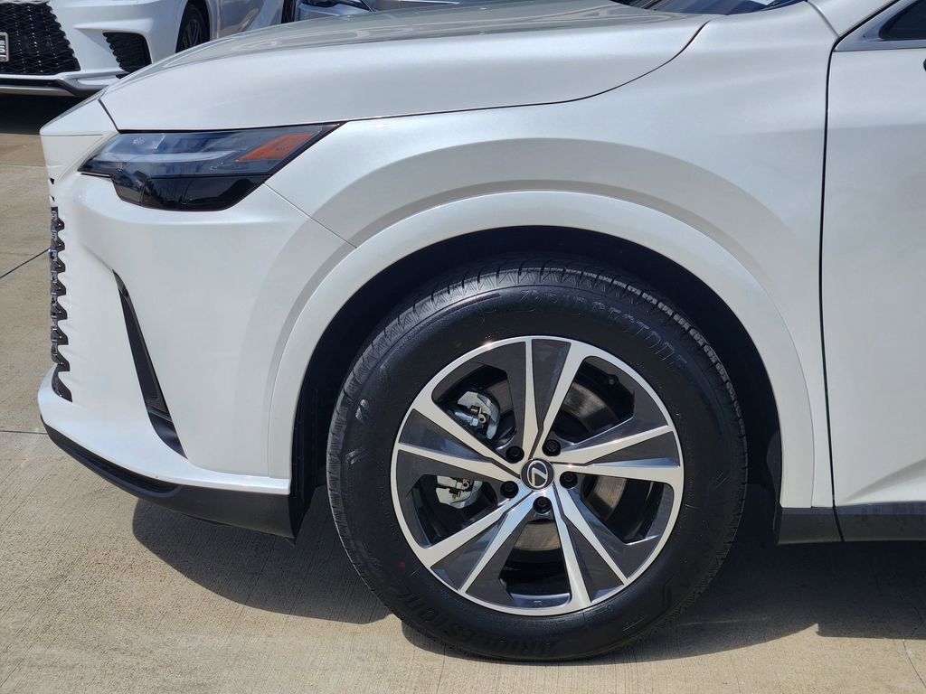 Used 2025 Lexus RX 350 Premium w/ Accessory Package (Z1) image 8