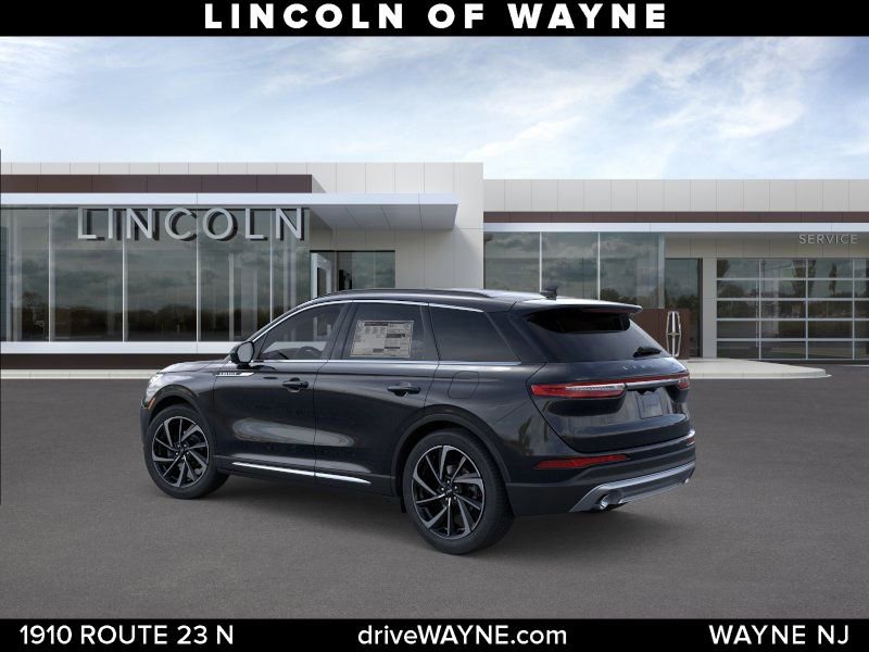 New 2026 Lincoln Corsair Reserve image 5
