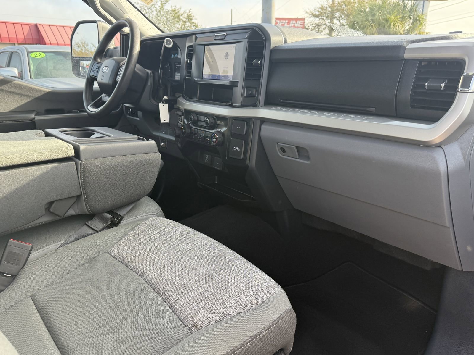 Used 2025 Ford F250 XLT image 12