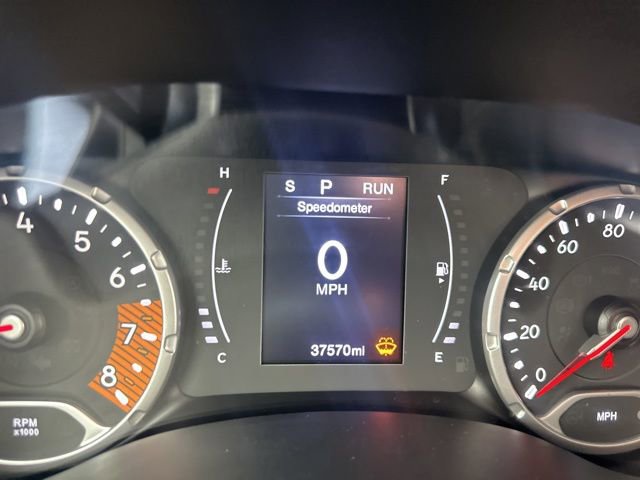 Used 2023 Jeep Renegade Latitude AWD/4WD image 14