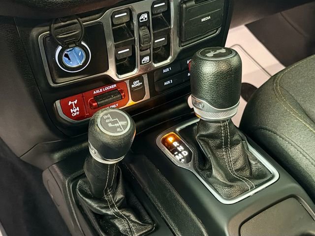 Used 2024 Jeep Wrangler Willys image 16