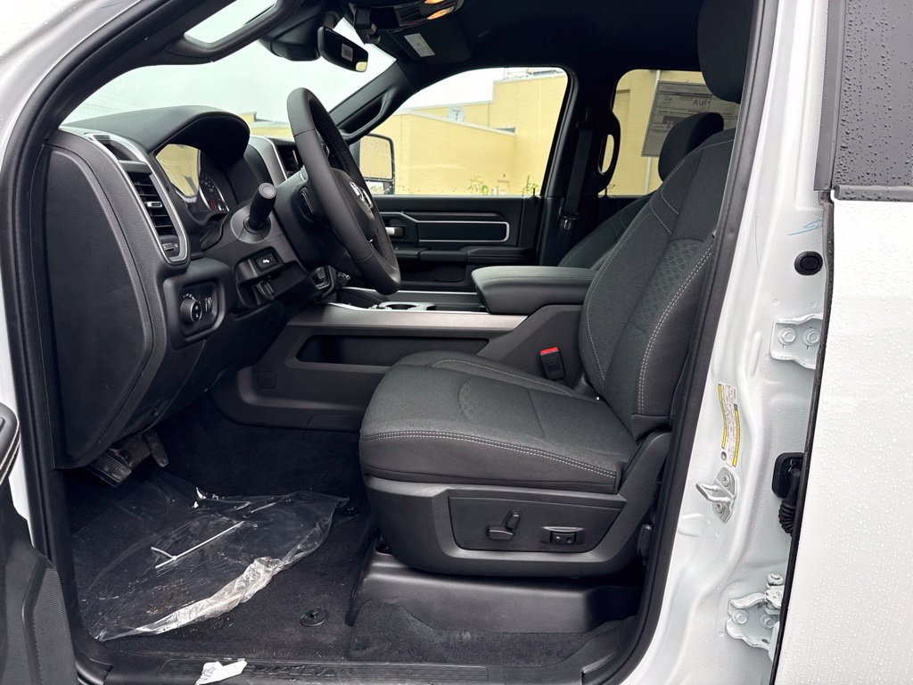 New 2027 RAM 2500 Big Horn AWD/4WD image 16