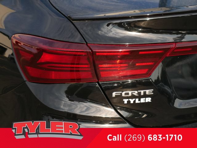 Used 2023 Kia Forte GT w/ GT2 Package FWD image 12