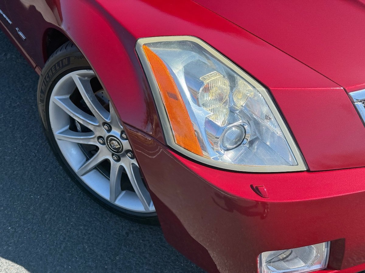 Used 2006 Cadillac XLR V RWD image 5