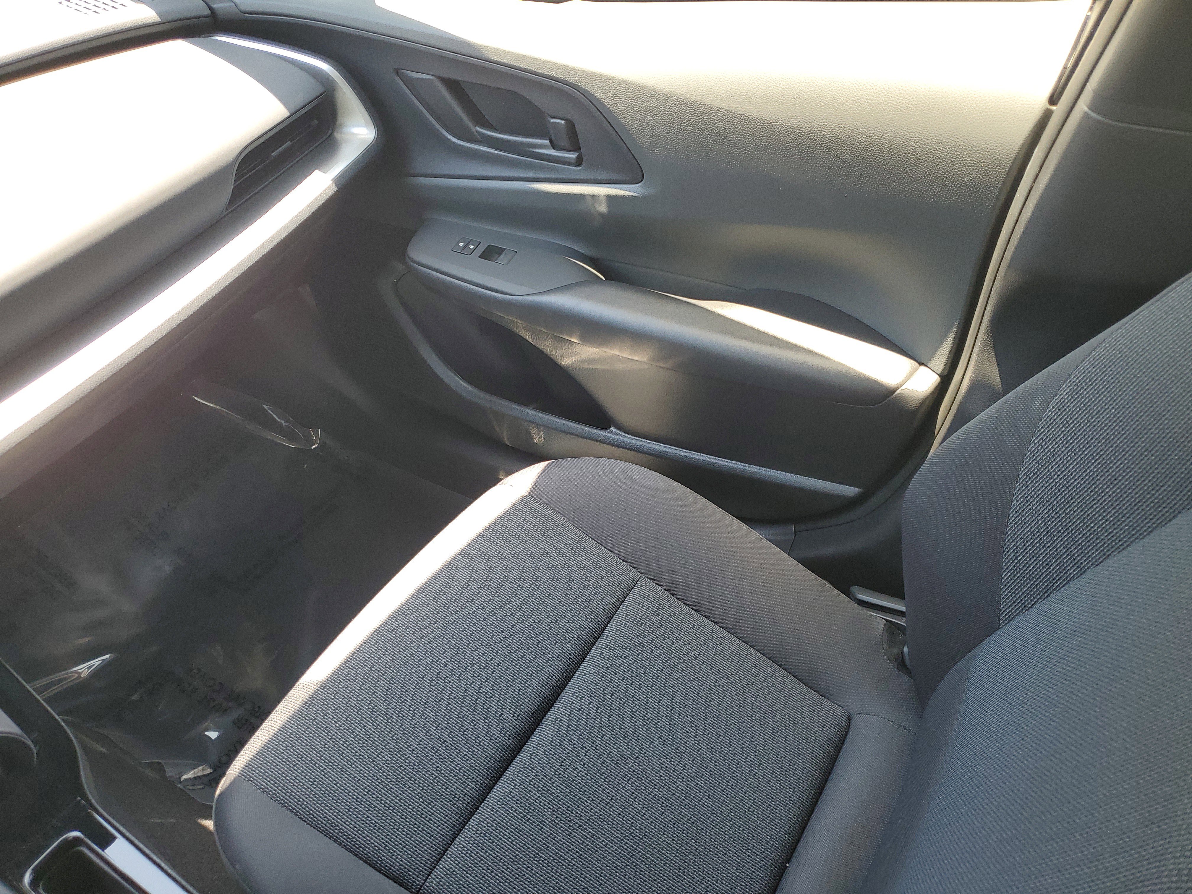 Used 2024 Toyota Prius LE image 11