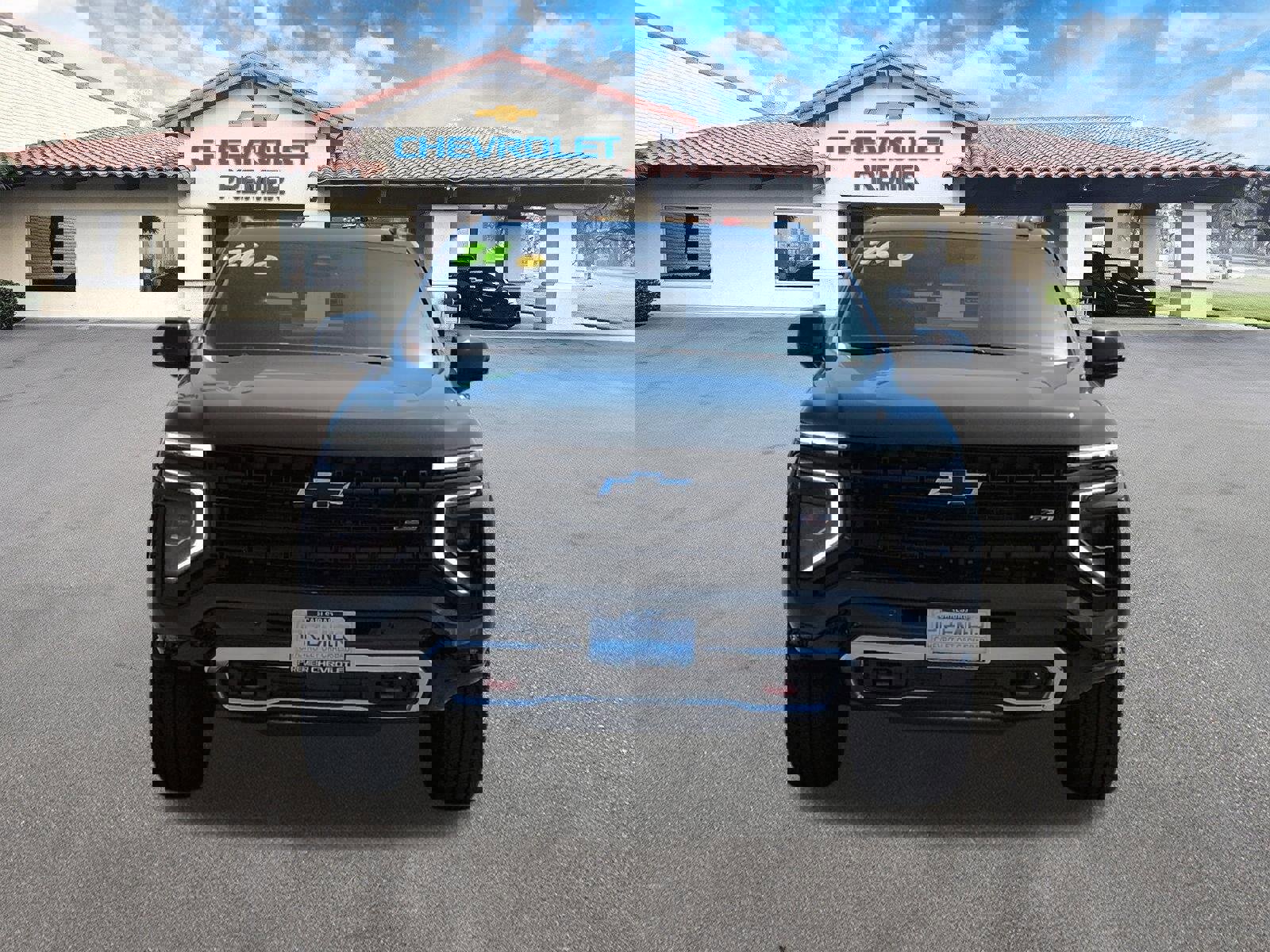 New 2026 Chevrolet Tahoe Z71 w/ Z71 Off-Road Package AWD/4WD image 3