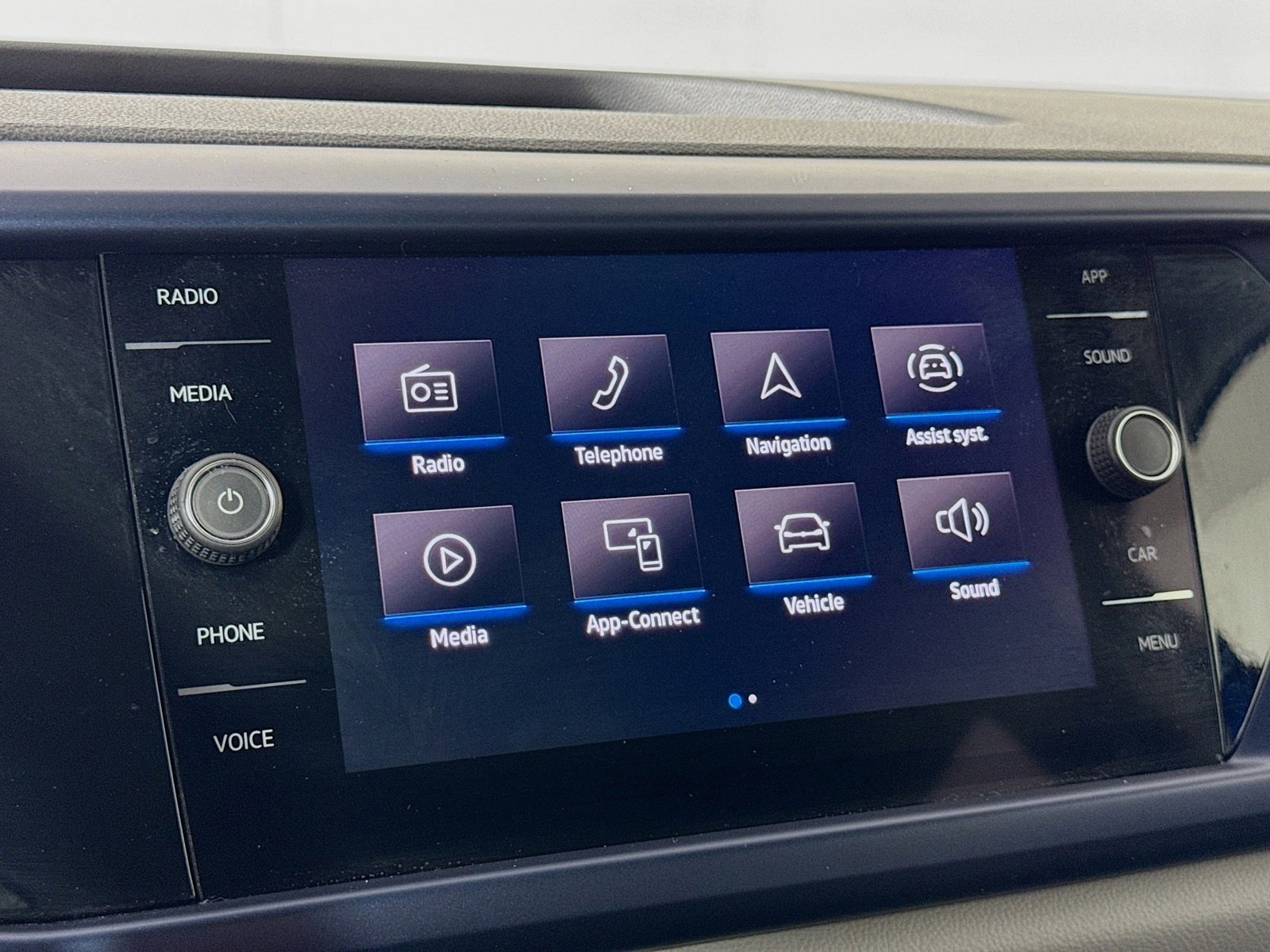 Certified 2023 Volkswagen Taos SE image 16