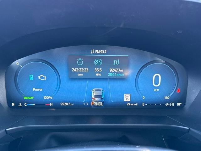 Used 2025 Ford Escape Platinum w/ Premium Technology Package image 16