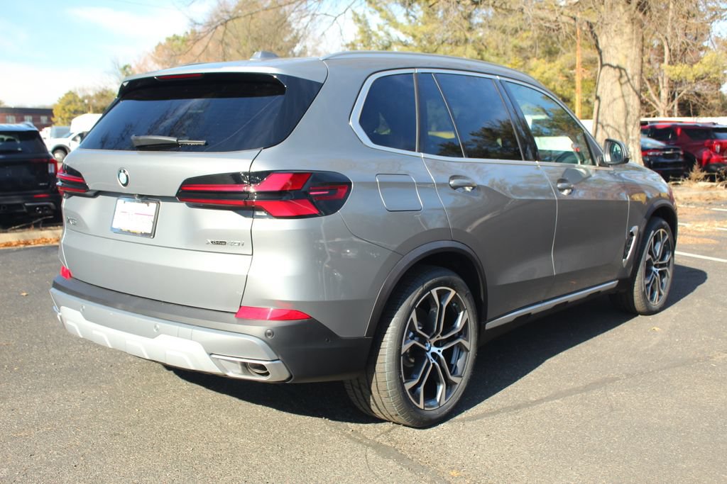 Used 2026 BMW X5 xDrive40i AWD/4WD image 9