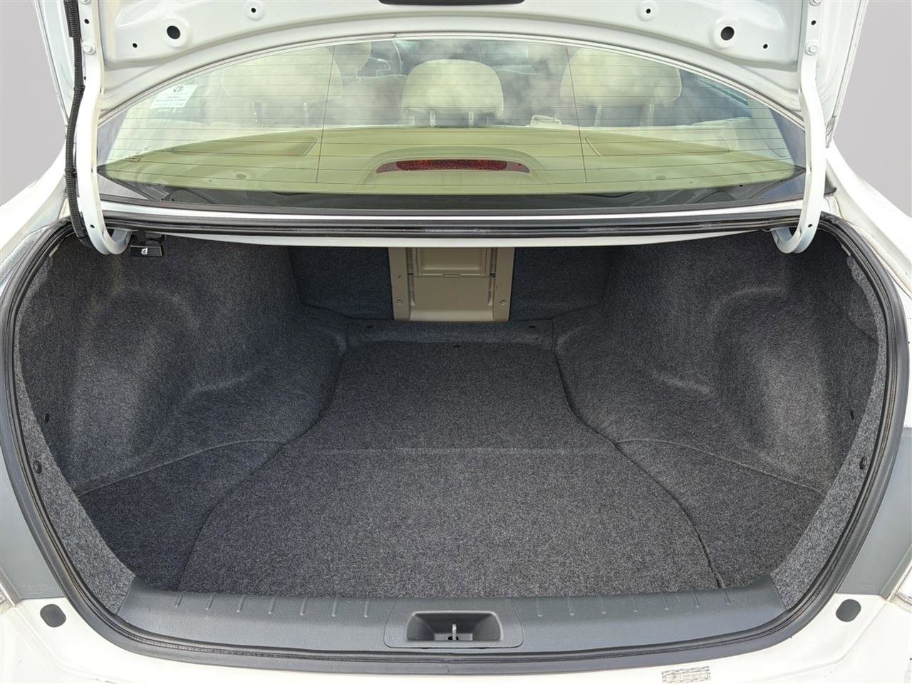 Used 2011 Honda Accord LX image 25