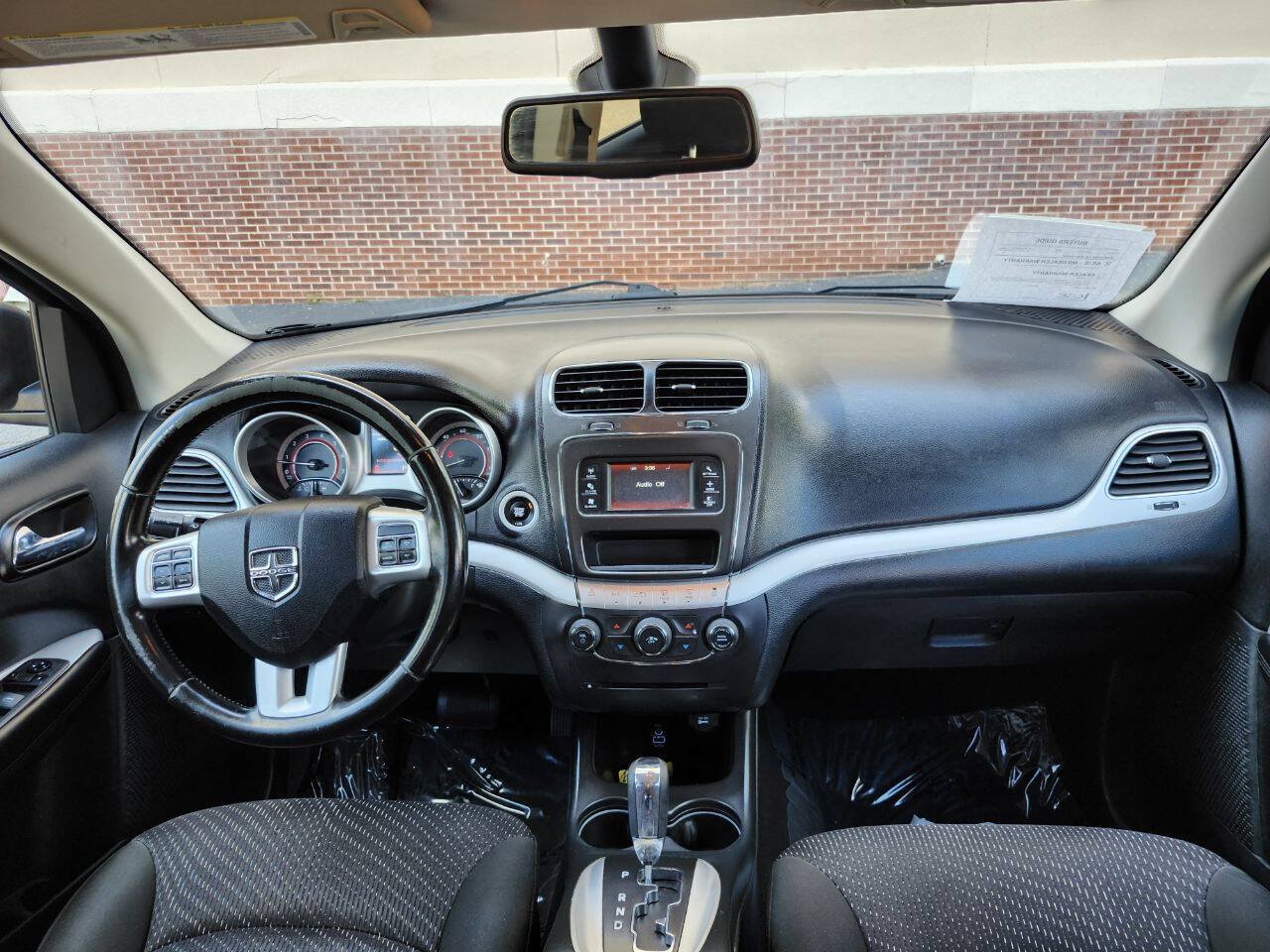 Used 2019 Dodge Journey SE w/ Connectivity Group FWD image 12