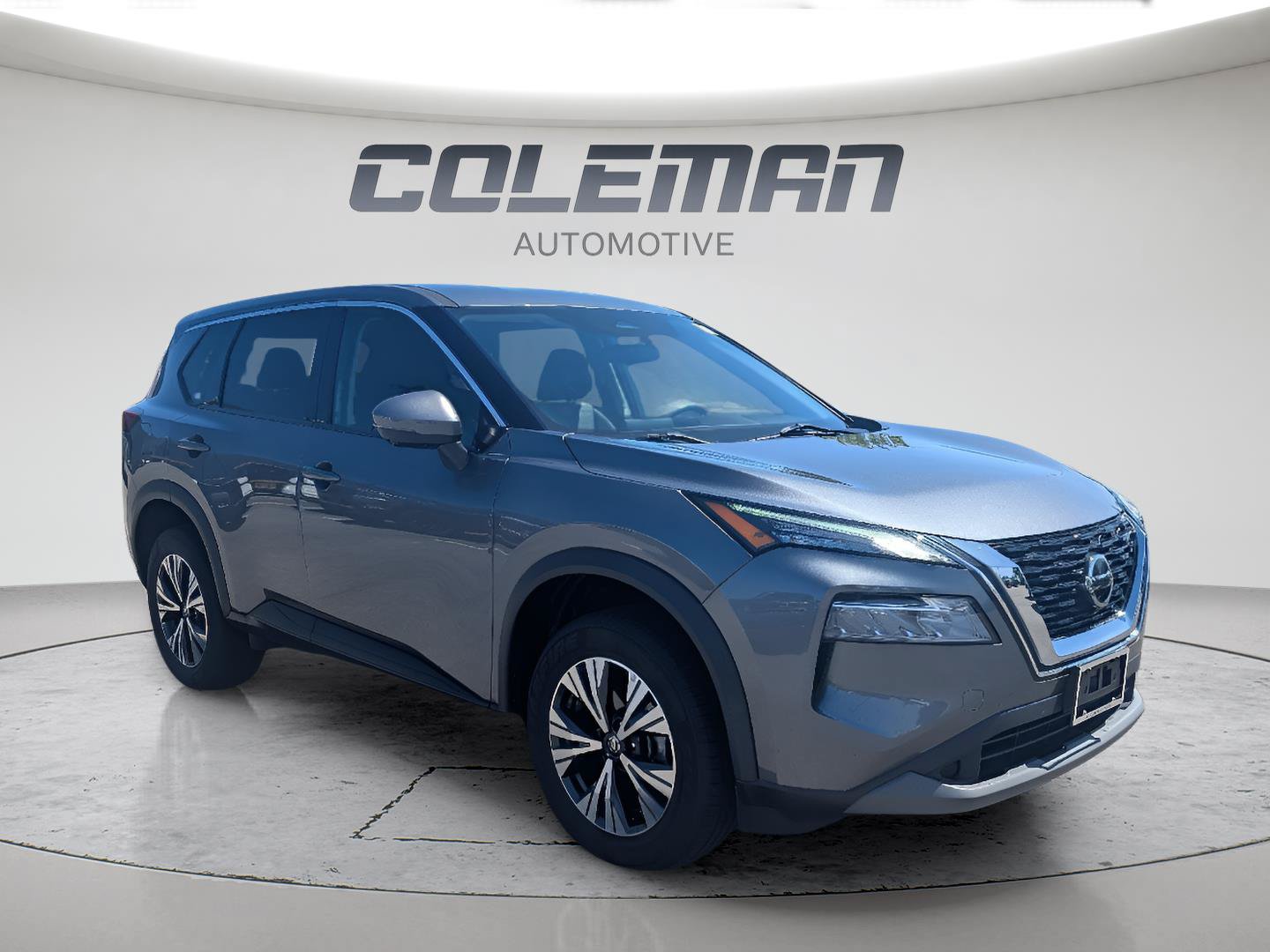 Used 2021 Nissan Rogue SV AWD/4WD image 3