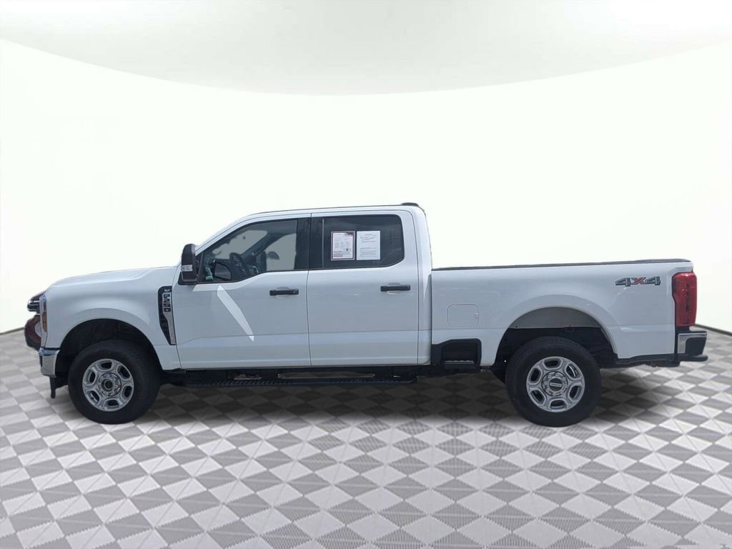 Used 2025 Ford F250 XLT AWD/4WD image 6