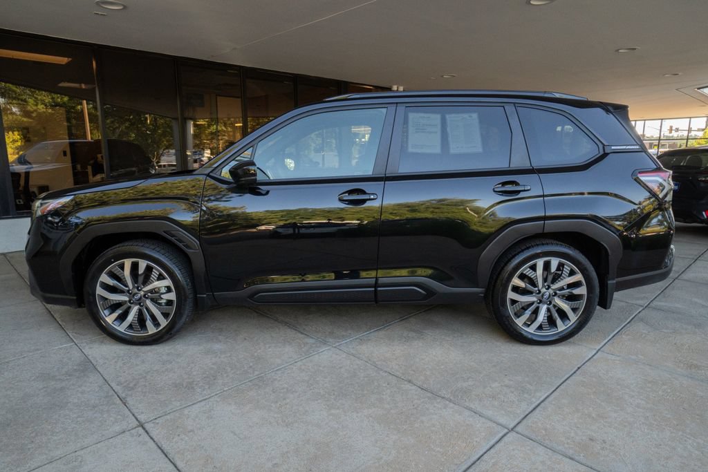 Certified 2025 Subaru Forester Touring w/ Protection Package AWD/4WD image 4