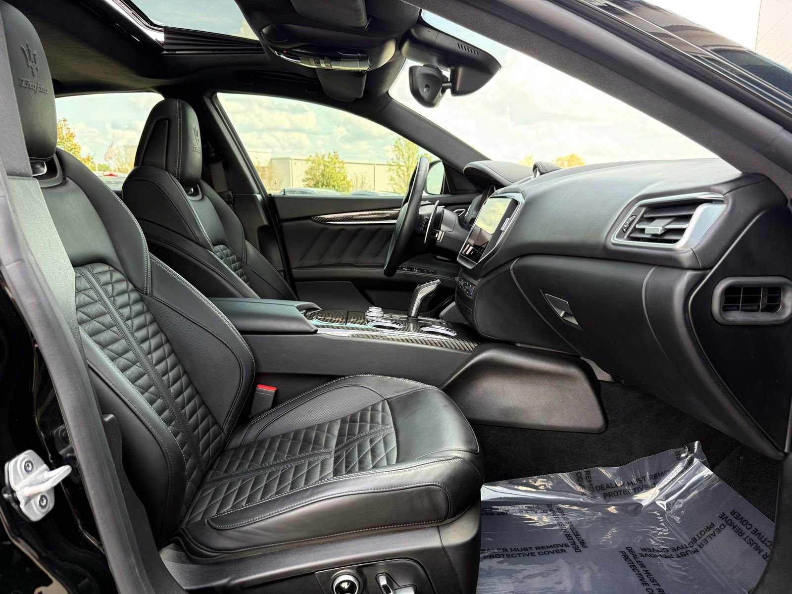 Used 2021 Maserati Ghibli Trofeo image 40