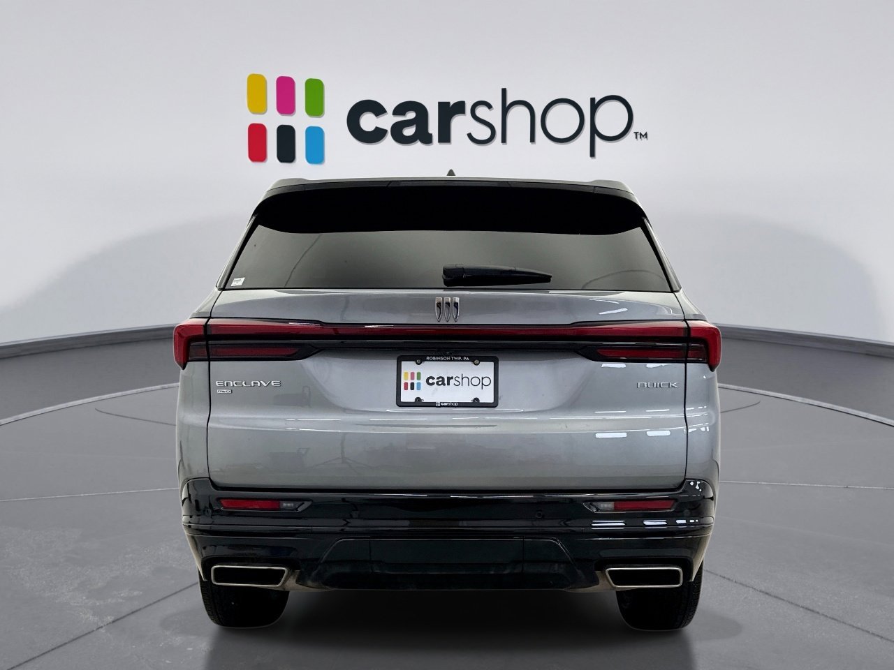 Used 2025 Buick Enclave Sport Touring image 4