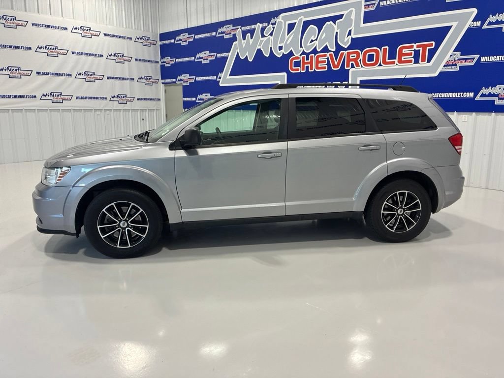 Used 2017 Dodge Journey SE w/ Flexible Seating Group FWD image 3