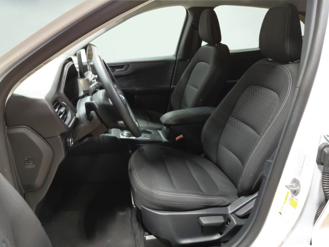 Used 2025 Ford Escape Active AWD/4WD image 22