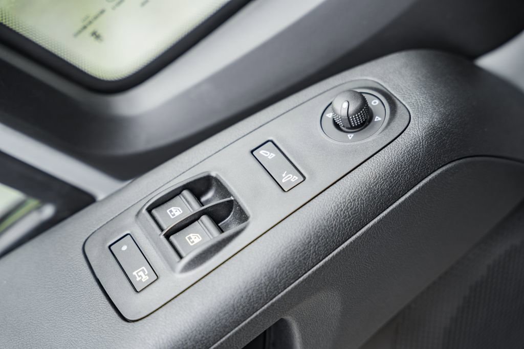 New 2025 RAM ProMaster 2500 w/ Quick Order Package 22G SLT image 30